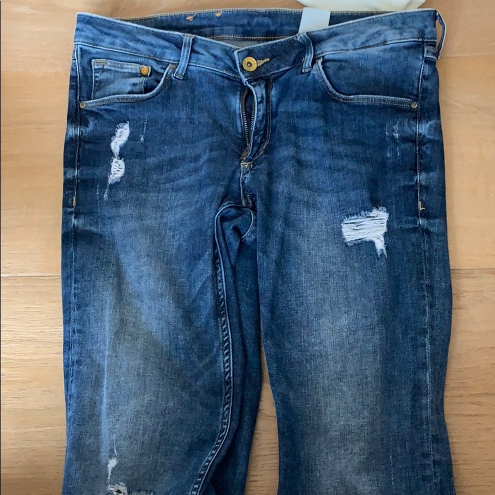 Low rose jeans
